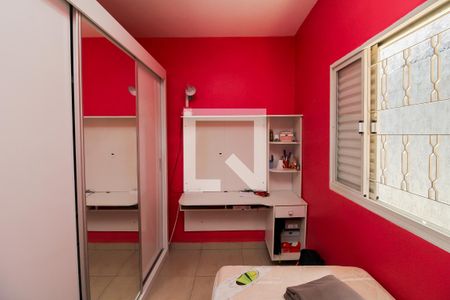 Casa à venda com 173m², 4 quartos e 2 vagasQuarto 2