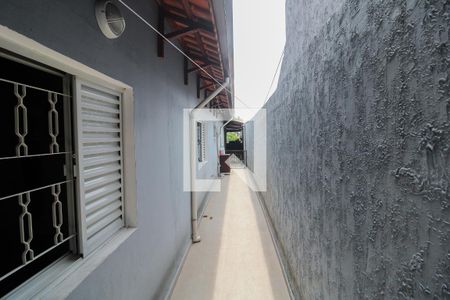 Casa à venda com 173m², 4 quartos e 2 vagasCorredor
