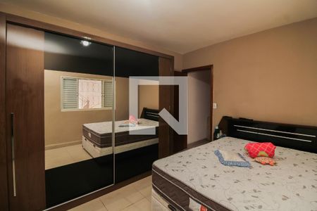 Casa à venda com 173m², 4 quartos e 2 vagasQuarto 3