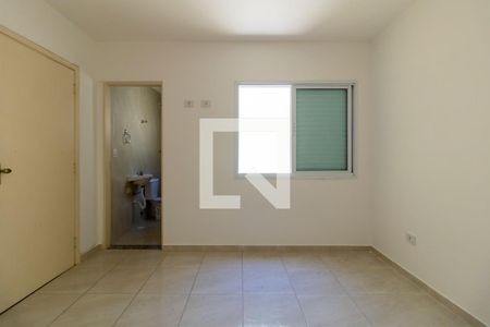 Suíte 1 de casa de condomínio para alugar com 2 quartos, 45m² em Vila Invernada, São Paulo