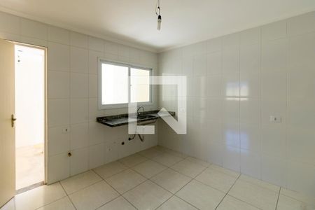 Casa de condomínio para alugar com 45m², 2 quartos e 2 vagas Casa de condomínio para alugar com 45m², 2 quartos e 2 vagasCozinha