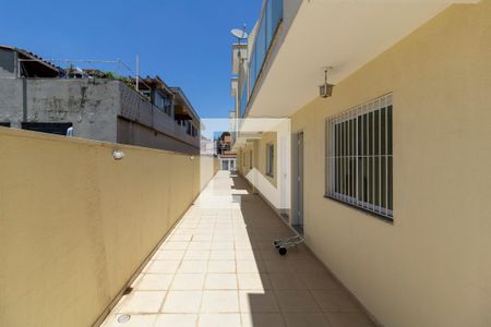 Casa de condomínio para alugar com 45m², 2 quartos e 2 vagas Casa de condomínio para alugar com 45m², 2 quartos e 2 vagasCorredor