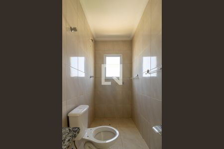 Casa de condomínio para alugar com 45m², 2 quartos e 2 vagas Casa de condomínio para alugar com 45m², 2 quartos e 2 vagasBanheiro da Suíte 2