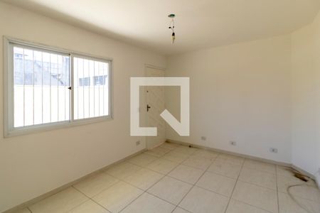 Sala de casa de condomínio para alugar com 2 quartos, 45m² em Vila Invernada, São Paulo