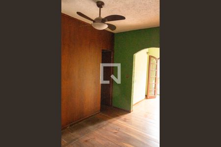 Casa para alugar com 350m², 3 quartos e 3 vagas Casa para alugar com 350m², 3 quartos e 3 vagasSuíte 3