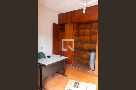 Suíte 2 de casa para alugar com 3 quartos, 350m² em Jardim D’abril, São Paulo