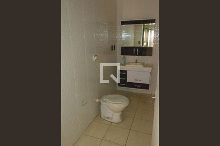 Casa para alugar com 350m², 3 quartos e 3 vagas Casa para alugar com 350m², 3 quartos e 3 vagasLavabo