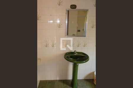 Casa para alugar com 350m², 3 quartos e 3 vagas Casa para alugar com 350m², 3 quartos e 3 vagasBanheiro da Suíte 2