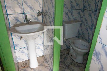 Casa para alugar com 350m², 3 quartos e 3 vagas Casa para alugar com 350m², 3 quartos e 3 vagasSalão de festas - Banheiro