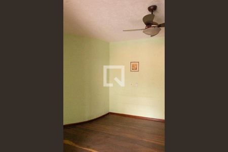 Casa para alugar com 350m², 3 quartos e 3 vagas Casa para alugar com 350m², 3 quartos e 3 vagasSuíte 3