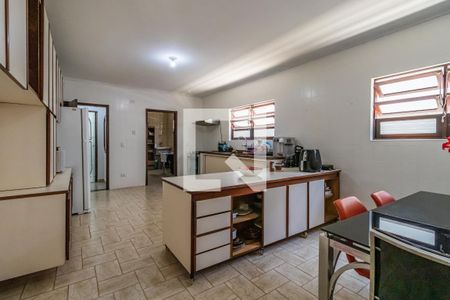 Casa de condomínio à venda com 408m², 4 quartos e 4 vagasCozinha
