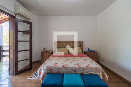 Casa de condomínio à venda com 408m², 4 quartos e 4 vagasSuíte 1