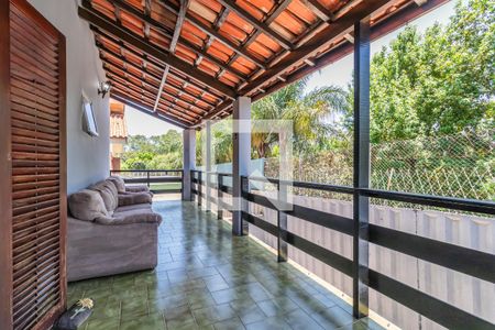 Casa de condomínio à venda com 408m², 4 quartos e 4 vagasSuíte 1 Varanda