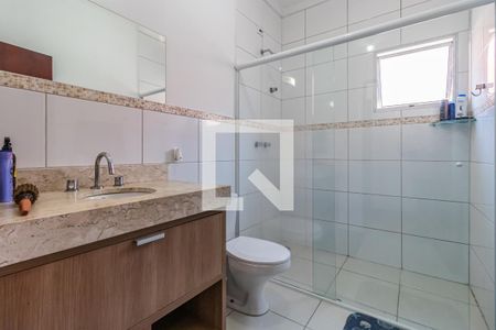 Casa de condomínio à venda com 408m², 4 quartos e 4 vagasBanheiro da Suíte 2