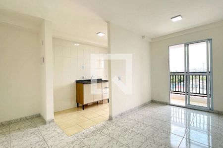 Sala de apartamento para alugar com 2 quartos, 48m² em Jardim Vila Galvao, Guarulhos
