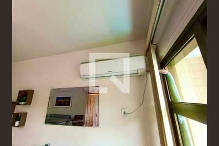 Sala de apartamento à venda com 2 quartos, 84m² em Leblon, Rio de Janeiro