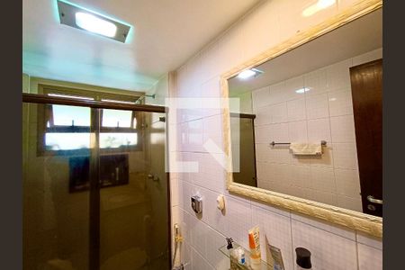 Apartamento à venda com 84m², 2 quartos e 2 vagasBanheiro social