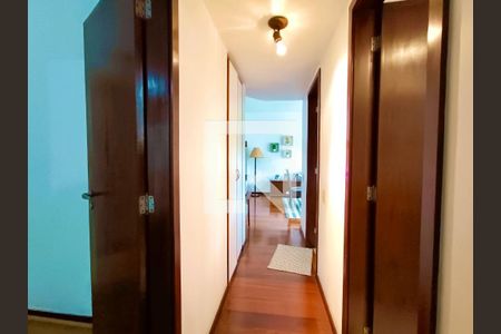 Corredor de apartamento para alugar com 2 quartos, 84m² em Leblon, Rio de Janeiro