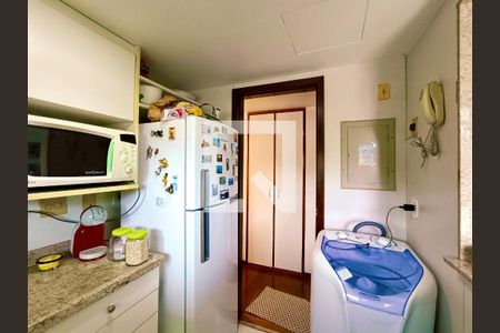 Apartamento à venda com 84m², 2 quartos e 2 vagasCozinha americana