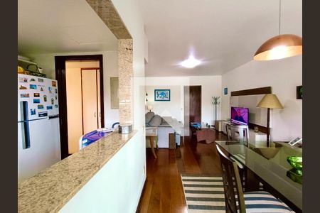 Sala de apartamento à venda com 2 quartos, 84m² em Leblon, Rio de Janeiro