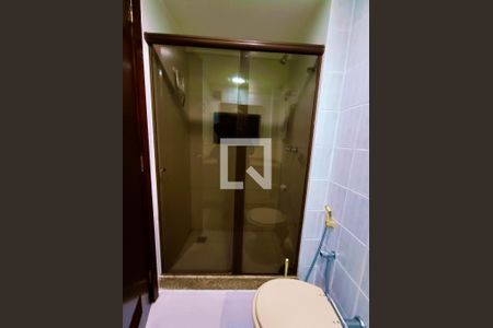 Apartamento à venda com 84m², 2 quartos e 2 vagasBanheiro da Suíte