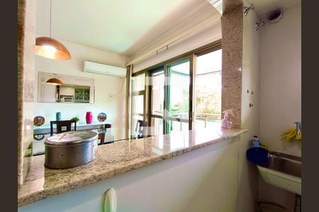 Apartamento à venda com 84m², 2 quartos e 2 vagasCozinha americana