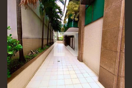 Apartamento à venda com 84m², 2 quartos e 2 vagasÁrea Comum - Playground