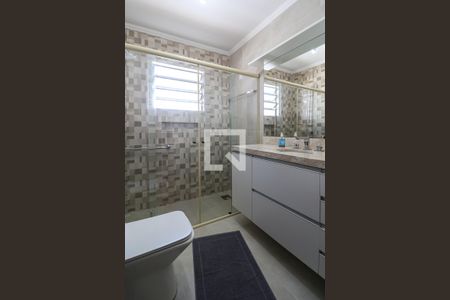 Casa à venda com 148m², 3 quartos e 2 vagasBanheiro 2