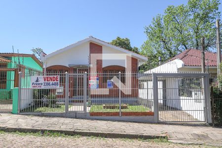 Casa à venda com 148m², 3 quartos e 2 vagasFachada