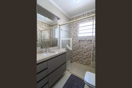 Casa à venda com 148m², 3 quartos e 2 vagasBanheiro da Suíte