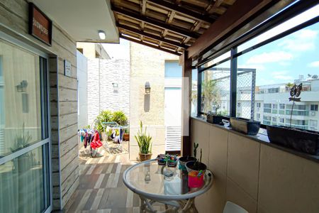 Apartamento para alugar com 113m², 3 quartos e 2 vagas Apartamento para alugar com 113m², 3 quartos e 2 vagascobertura