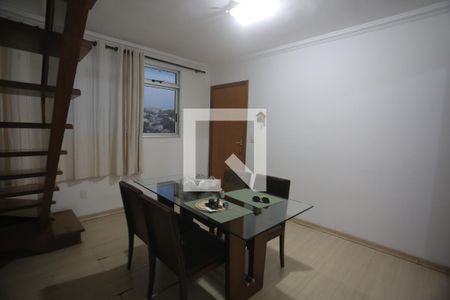 Sala de apartamento à venda com 3 quartos, 140m² em Estrela Dalva, Belo Horizonte