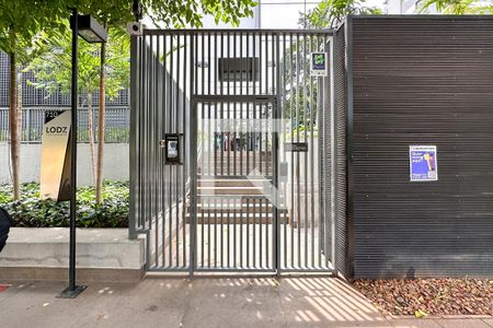 Apartamento para alugar com 72m², 2 quartos e 1 vagaFachada