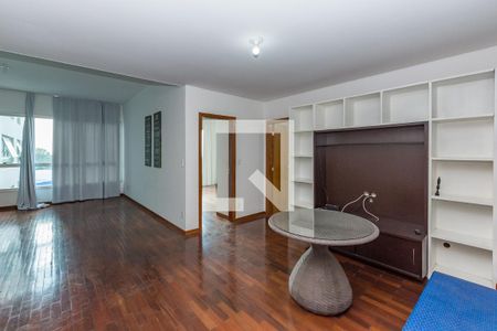 Sala de apartamento para alugar com 1 quarto, 78m² em Belvedere, Belo Horizonte