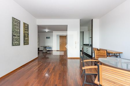 Sala de apartamento à venda com 1 quarto, 78m² em Belvedere, Belo Horizonte