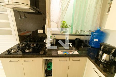 Casa de condomínio à venda com 79m², 2 quartos e 2 vagasCozinha