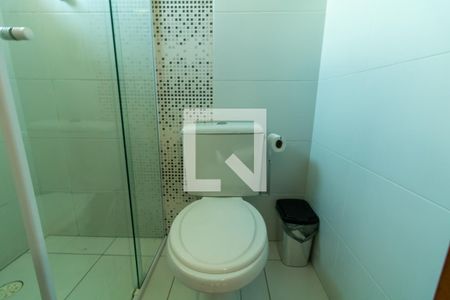 Casa de condomínio à venda com 79m², 2 quartos e 2 vagasBanheiro da Suíte 2