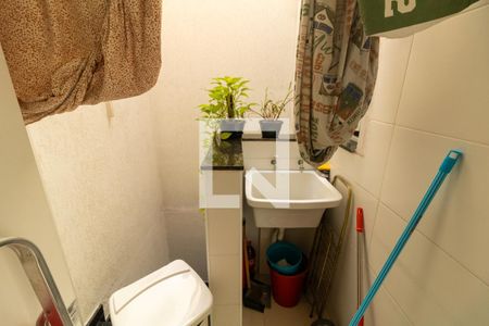 Casa de condomínio à venda com 79m², 2 quartos e 2 vagasÁrea de Serviço