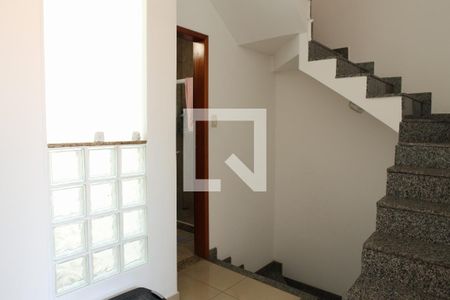 Casa à venda com 180m², 3 quartos e 1 vagaHall (2º Andar)