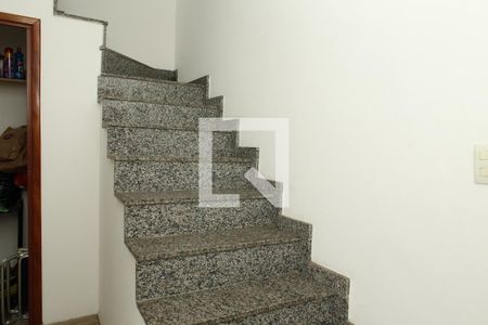 Casa à venda com 180m², 3 quartos e 1 vagaHall (1º Andar)