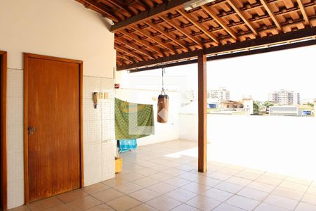 Casa à venda com 180m², 3 quartos e 1 vagaTerraço (3º Andar)