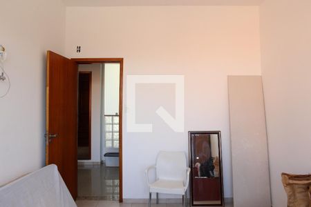 Casa à venda com 180m², 3 quartos e 1 vagaQuarto 2 (2º Andar)
