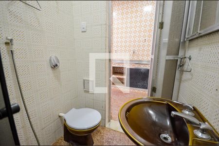 Casa para alugar com 40m², 2 quartos e 1 vaga Casa para alugar com 40m², 2 quartos e 1 vagaBanheiro