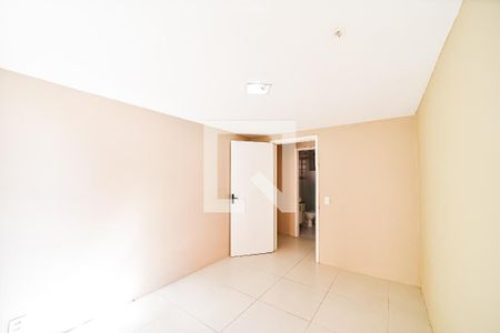 Quarto de apartamento para alugar com 1 quarto, 47m² em Rubem Berta, Porto Alegre