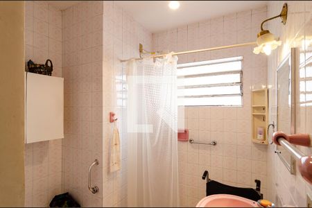 Casa à venda com 129m², 3 quartos e 2 vagas Casa à venda com 129m², 3 quartos e 2 vagasBanheiro da Suíte