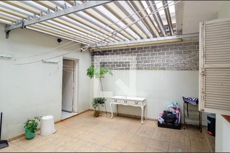 Casa à venda com 129m², 3 quartos e 2 vagas Casa à venda com 129m², 3 quartos e 2 vagasÁrea de Serviço