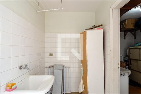 Casa à venda com 129m², 3 quartos e 2 vagas Casa à venda com 129m², 3 quartos e 2 vagasLavanderia