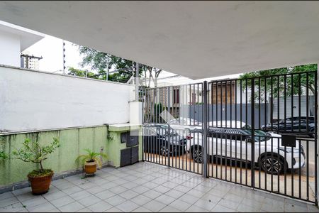 Casa à venda com 129m², 3 quartos e 2 vagas Casa à venda com 129m², 3 quartos e 2 vagasGaragem