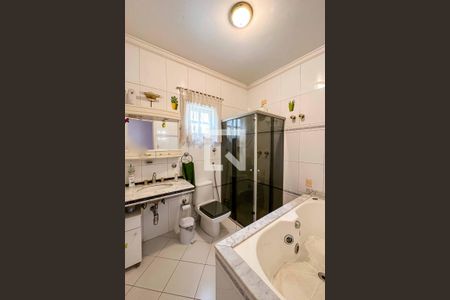 Banheiro Suíte 1 de casa à venda com 3 quartos, 227m² em Jardim Franca, São Paulo