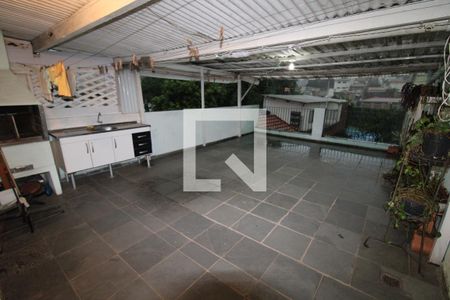Casa para alugar com 153m², 2 quartos e sem vagaQuintal